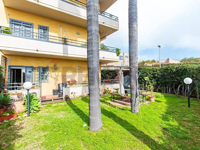 Appartamento quadrilocale in vendita in Via Sgroppillo, San Gregorio Di Catania