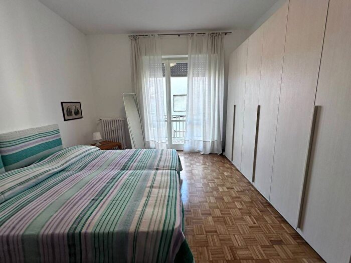 Appartamento trilocale in affitto in Viale Torino, Centro, Alba