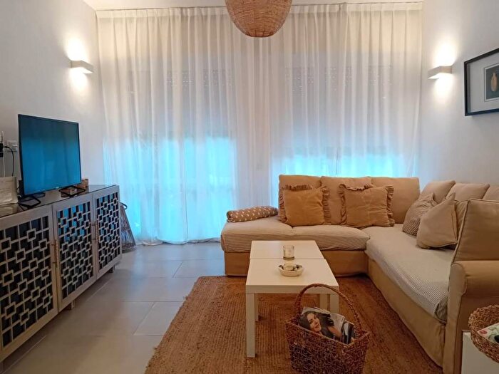 Appartamento quadrilocale in affitto in Via Beata, Lido di Camaiore, Camaiore