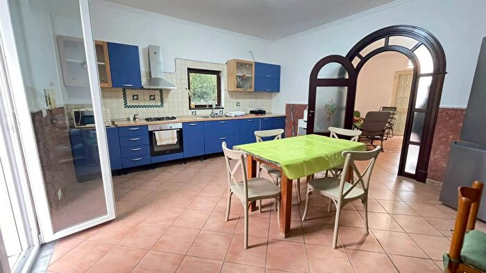 Casa trilocale in affitto in Via Emilio Scaglione Napoli, Napoli