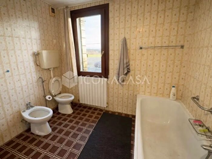 Appartamento con 6 locali in vendita in Via Vetta, Monselice