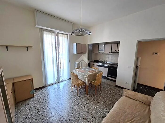 Appartamento bilocale in affitto in Via Sandro Camasio, Milano