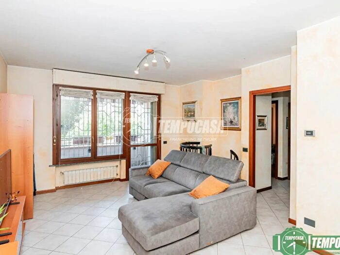 Appartamento trilocale in vendita in Via Fedor Dostoevskij a, San Giuliano Milanese