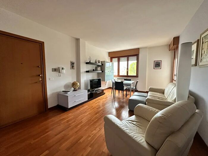 Appartamento trilocale in affitto in Via Achille Campanile, Macerata