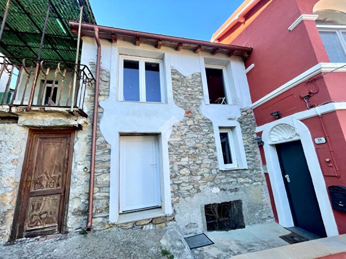 Casa trilocale in vendita in Via XXV Aprile, Borgomaro