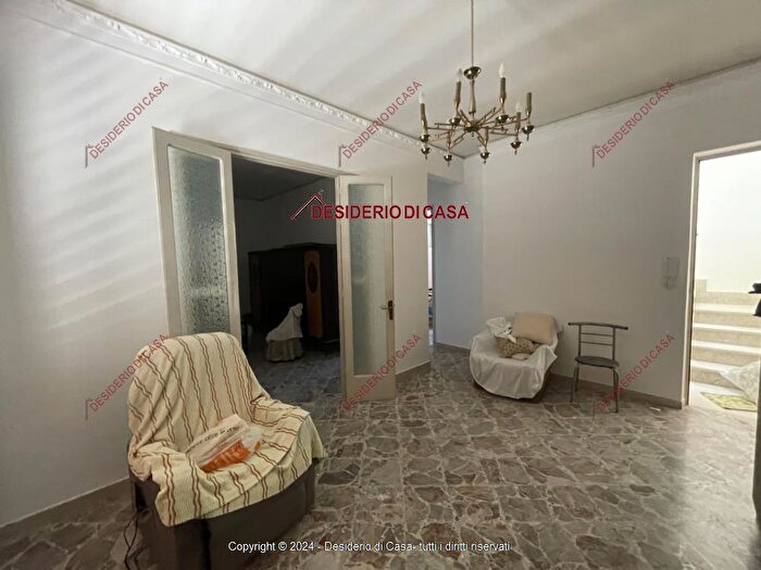 Appartamento trilocale in vendita in Via Manganelli Carini Pa Italia, Carini