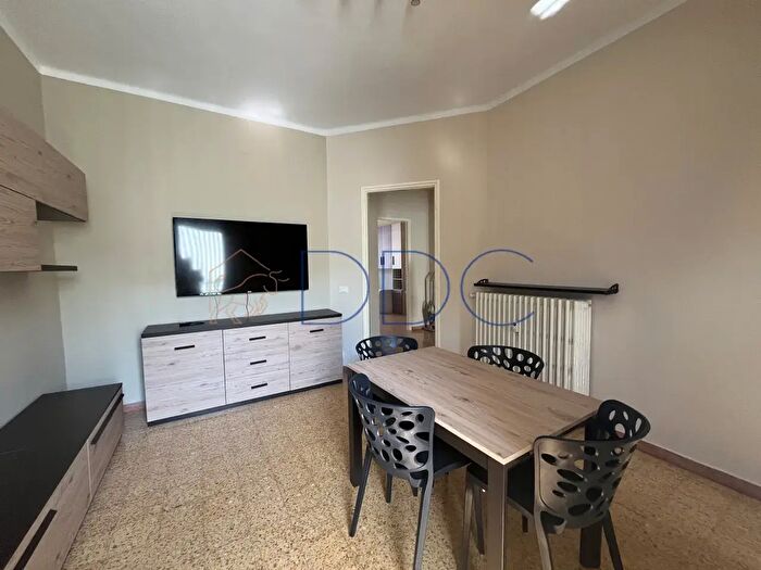 Appartamento trilocale in affitto in Via Ponderano, Torino