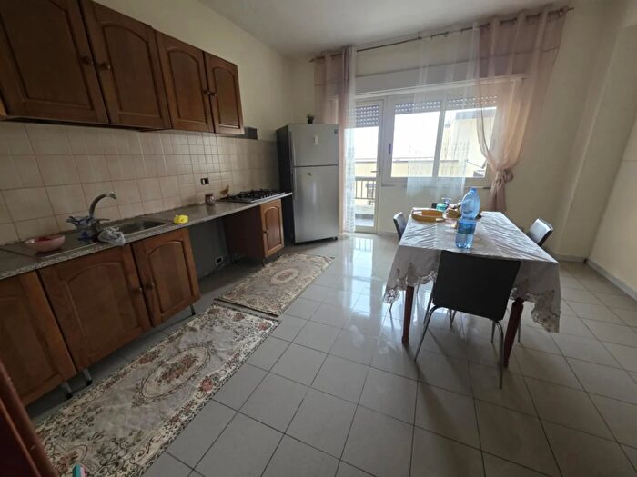 Appartamento con 5 locali in vendita in Reggio Calabria