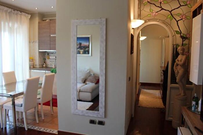 Appartamento bilocale in vendita in Milano