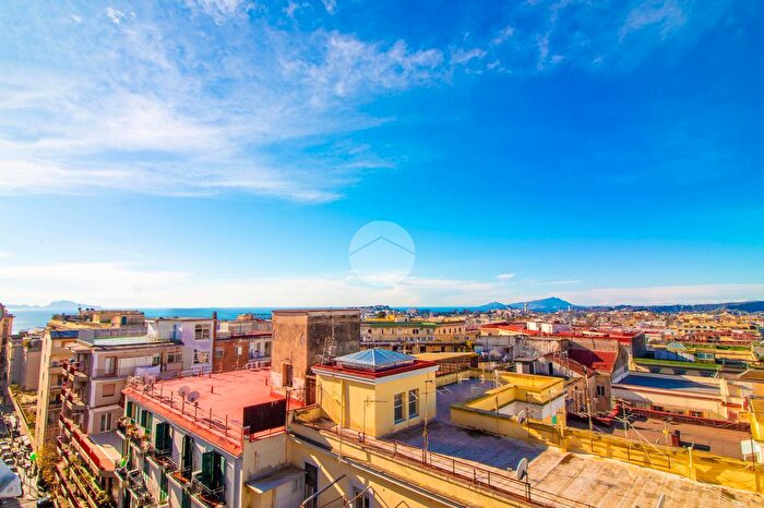 Appartamento quadrilocale in vendita in Panoramico in Via Michele Kerbaker, Napoli