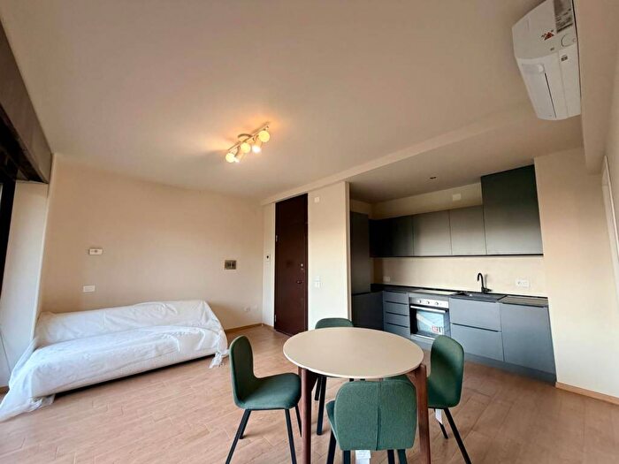 Appartamento bilocale in affitto in Via Antonio Vivaldi, Milano, Basiglio