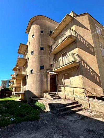 Appartamento con 7 locali in vendita in Via Mosca, Ribera