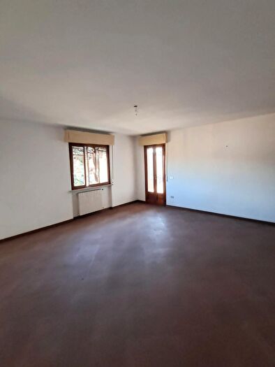 Appartamento con 6 locali in vendita in Lucca