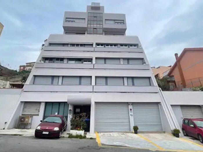 Appartamento trilocale in vendita in Via Noviziato Casazza, Messina