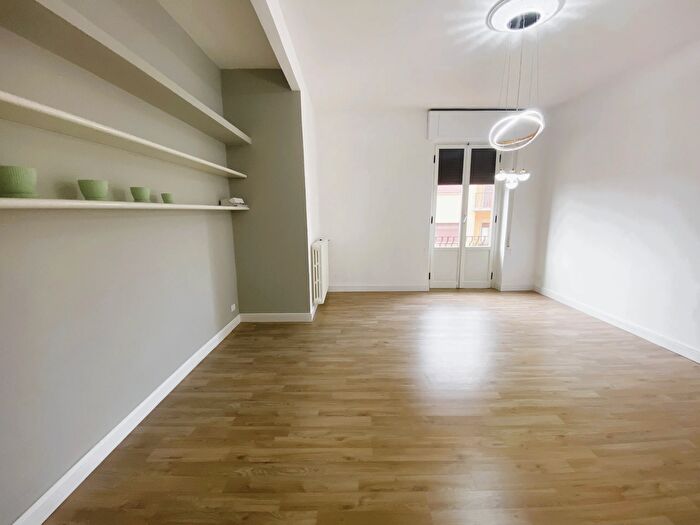 Appartamento con 5 locali in vendita in Via Donatello, Prato