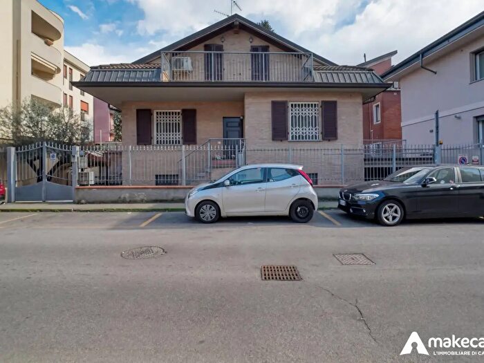 Casa trilocale in vendita in Via Biggiogero, Melegnano