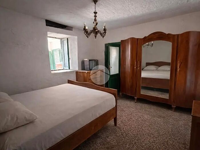 Casa con 5 locali in vendita in Via San Marco, Piancogno