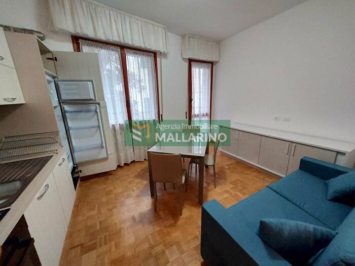 Appartamento bilocale in affitto in Via Generale Enrico Caviglia, Centro, Finale Ligure