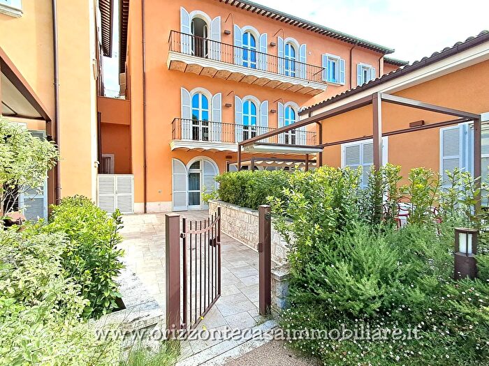 Appartamento con 7 locali in vendita in Ascoli Piceno