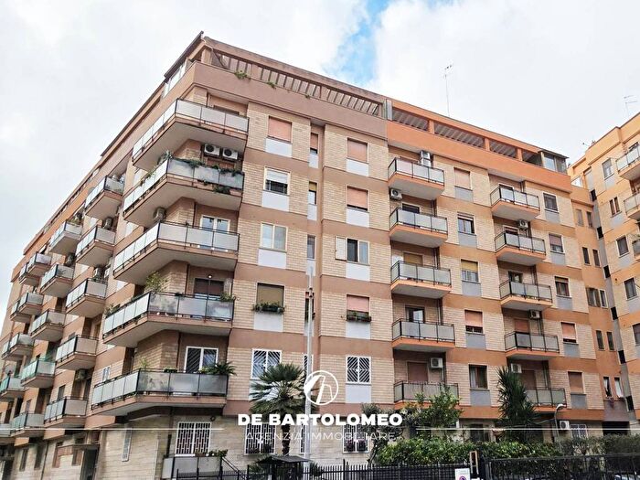 Appartamento trilocale in affitto in Via Lazio, Italia Montegranaro, Taranto