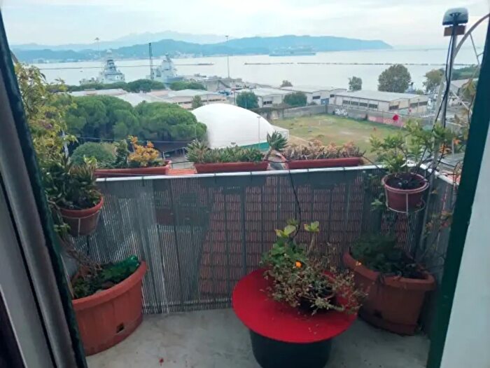 Appartamento trilocale in vendita in Via Giuseppe da Pozzo, La Spezia