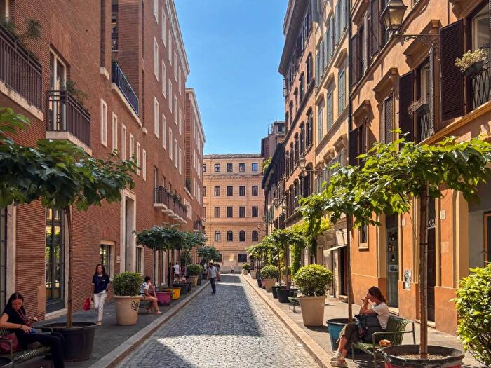 Appartamento bilocale in affitto in Via della Frezza, Piazza del Popolo, Roma