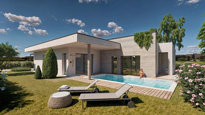 Casa con 5 locali in vendita in Via S Felice Extra, Verona