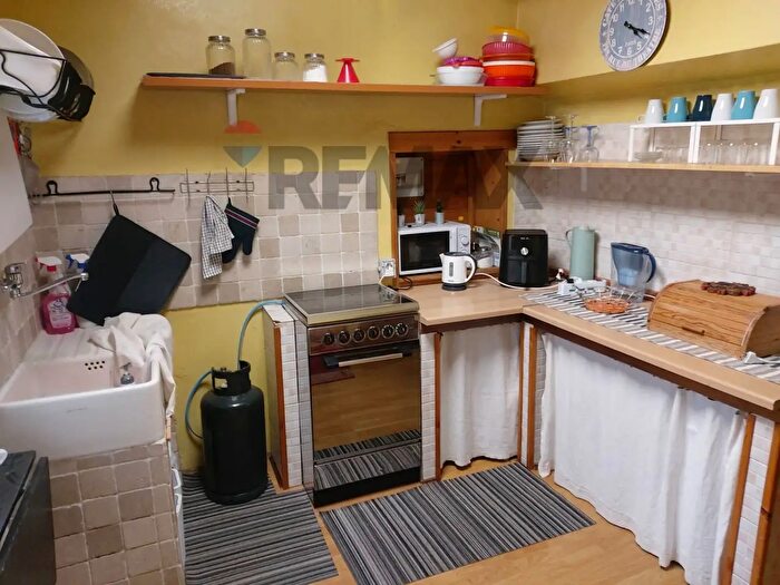 Case in Vendita e in Affitto - 3