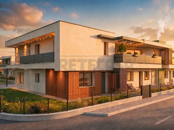 Appartamento con 9 locali in vendita in Via Antonio Arnaldi, Isola Vicentina
