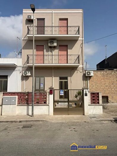 Appartamento trilocale in vendita in Via Pietro Nenni, Pachino