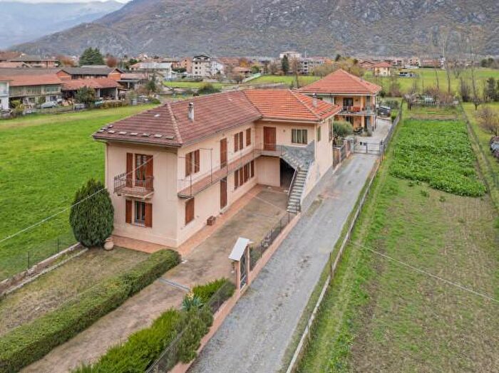 Case in Vendita e in Affitto - 2