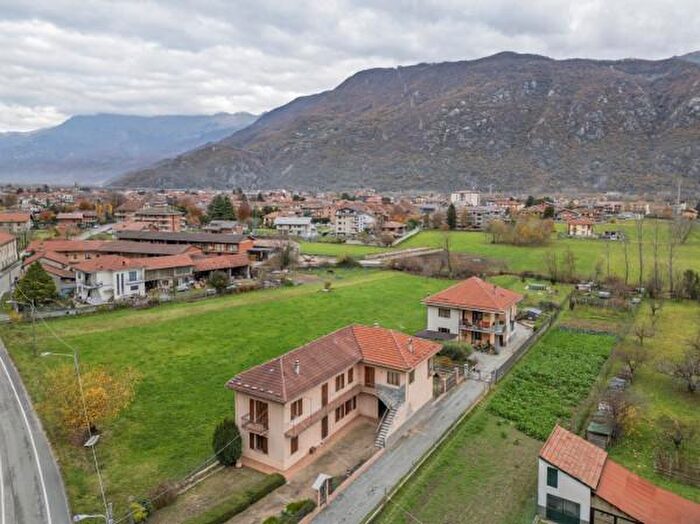 Case in Vendita e in Affitto - 3