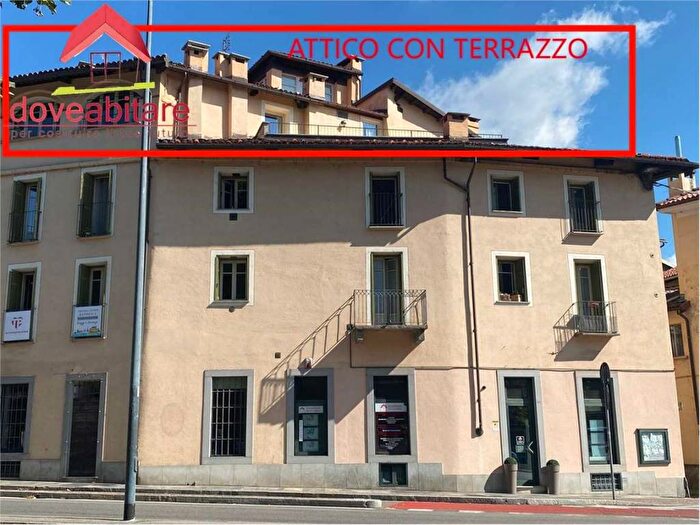 Casa quadrilocale in affitto in VIA MAZZINI, Centro, Pinerolo