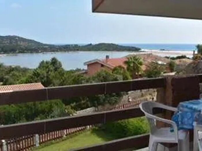 Casa trilocale in affitto in Domus de Maria