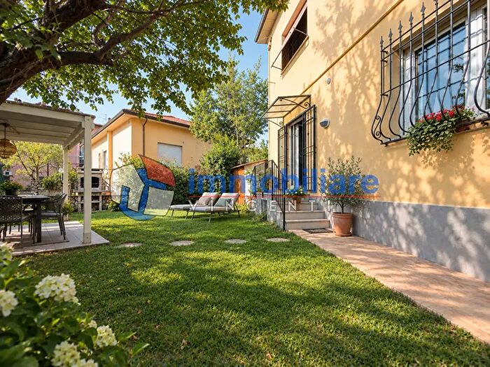 Appartamento quadrilocale in vendita in Sarzana