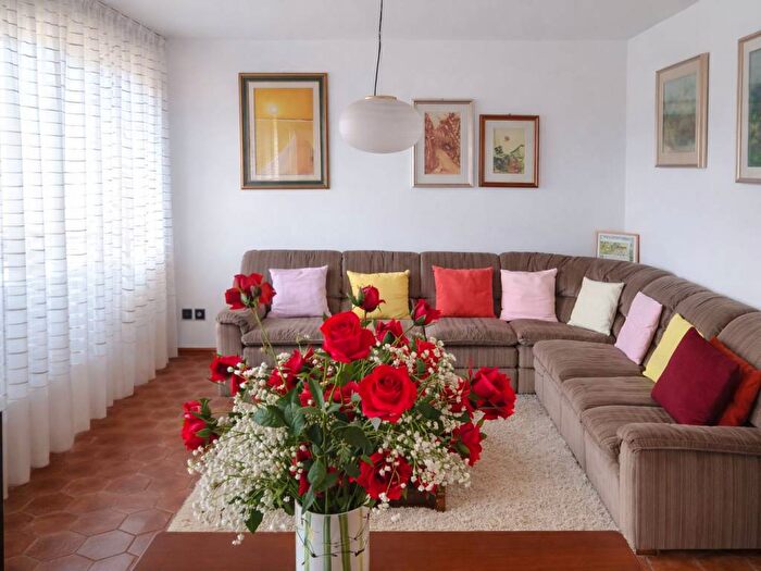 Appartamento quadrilocale in affitto in Gallodoro Prato, Jesi