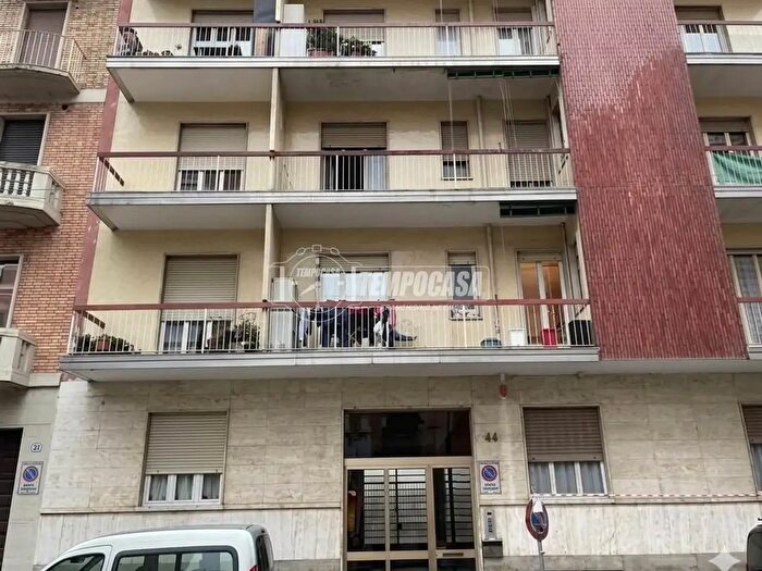 Appartamento trilocale in vendita in Via Rieti, Torino