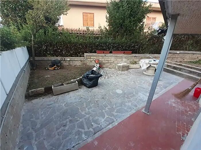 Appartamento monolocale in affitto in Roma