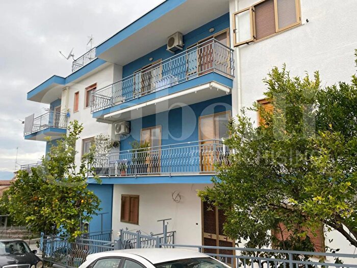 Appartamento quadrilocale in vendita in Via Lituania, Battipaglia