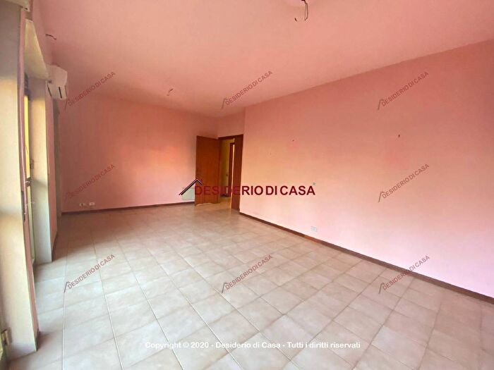 Appartamento quadrilocale in affitto in Via F Libiso, Centro, Cefalù