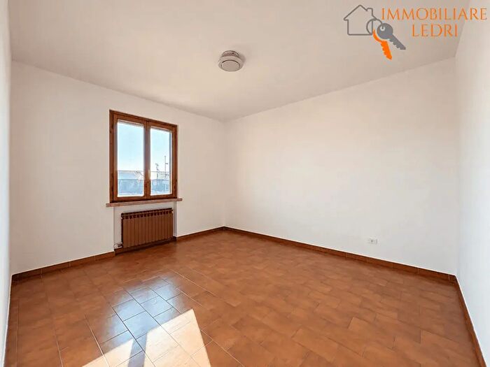 Appartamento quadrilocale in affitto in Villafranca Di Verona