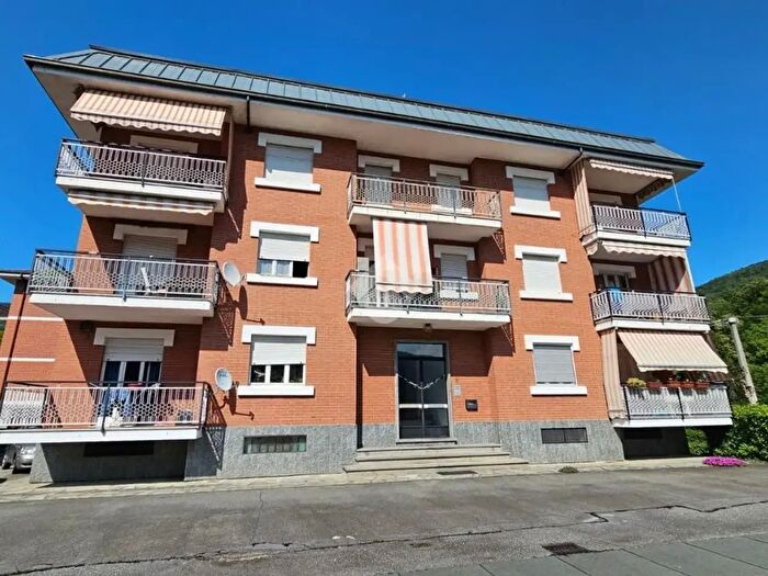 Appartamento trilocale in vendita in Via Mattalia, Villar Perosa