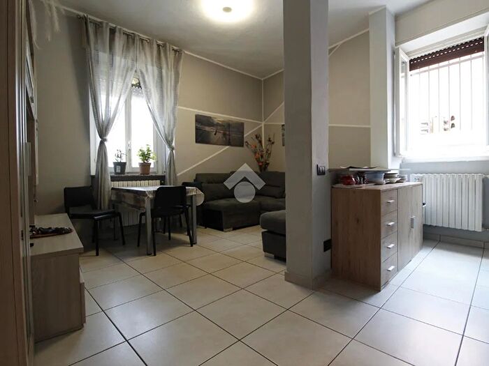 Casa trilocale in vendita in Via XXV Aprile, Cerro Maggiore