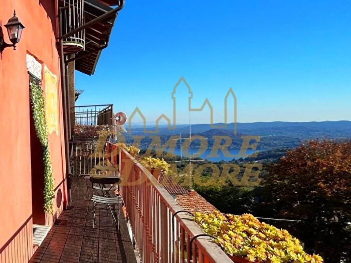 Appartamento bilocale in vendita in Piazza Milano a, Colazza