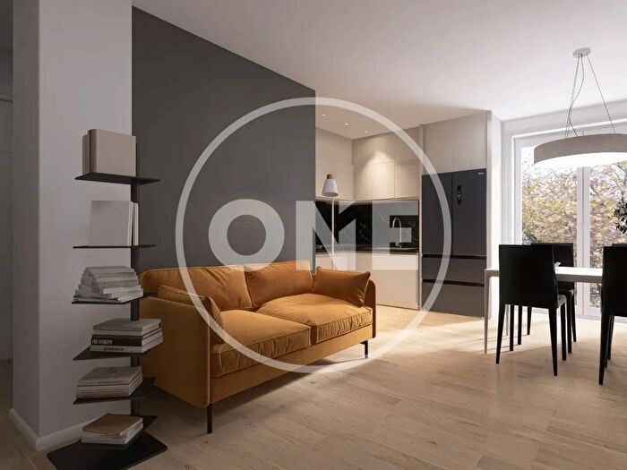 Appartamento trilocale in vendita in Via Sallustio, Pescara