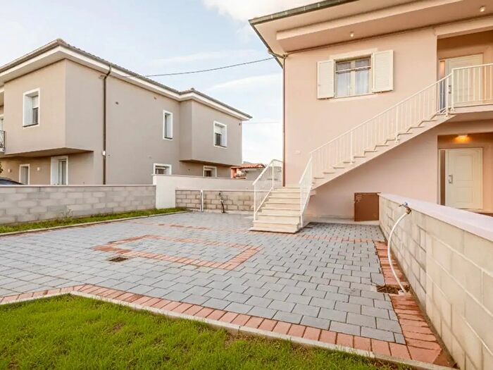 Appartamento quadrilocale in vendita in a delle Fosse, Bientina