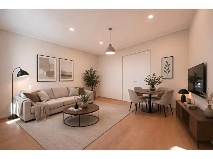 Appartamento trilocale in vendita in Piazzale Santa Maria Maddalena, Parma