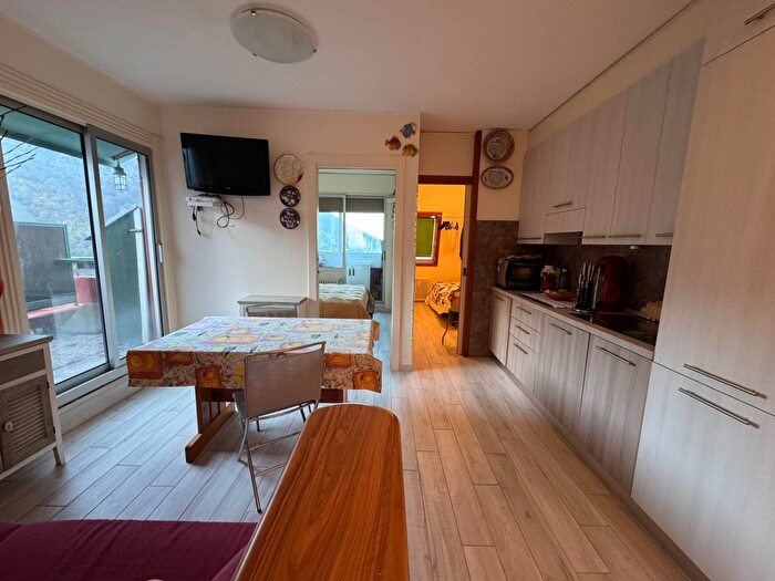 Appartamento trilocale in vendita in Via Artesina, Frabosa Sottana