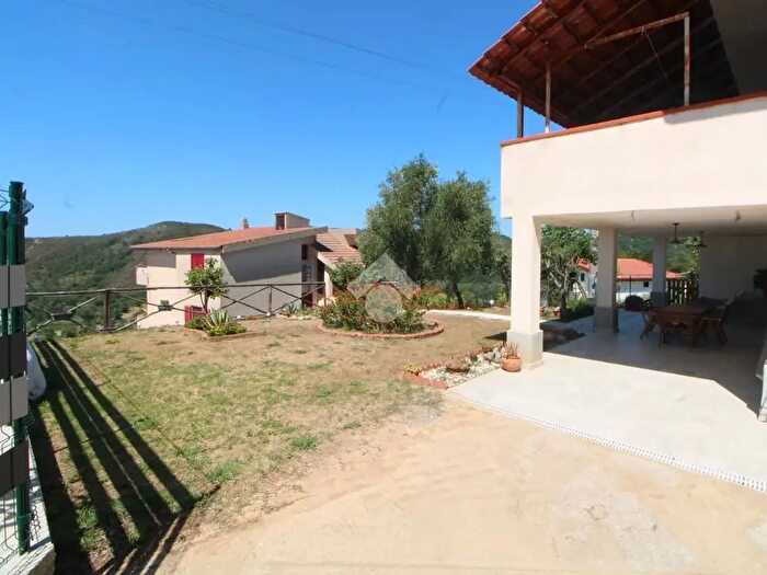 Casa con 6 locali in vendita in Via Srexss, Centola