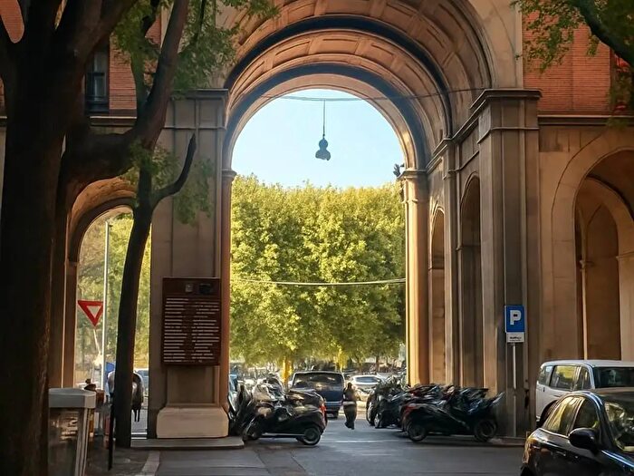 Appartamento trilocale in affitto in Via Gramsci, Bologna
